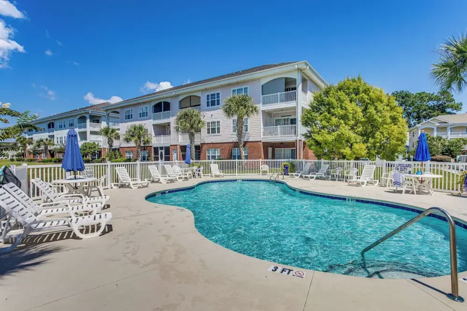 Golf Getaway by Casino, Dolphin Cruises + Beach!