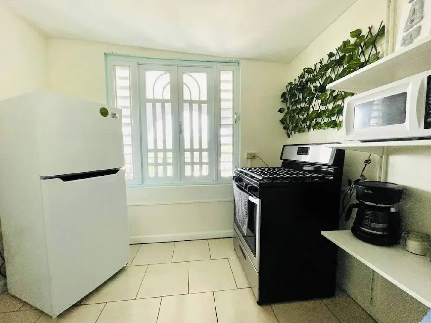 Sun-fueled Steps From Culebra Ferry