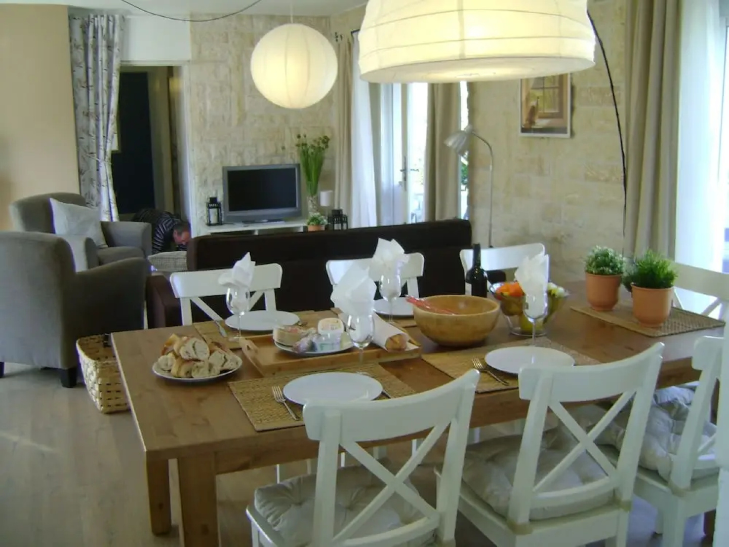 Beautiful Modern Villa With Spacious Pool Within Walking Distance of the Village