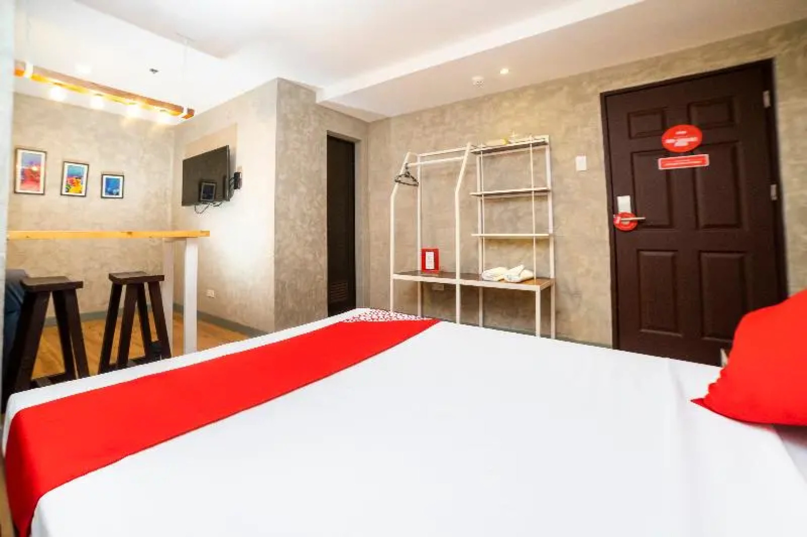 Edilberto's Bed And Breakfast by OYO Rooms