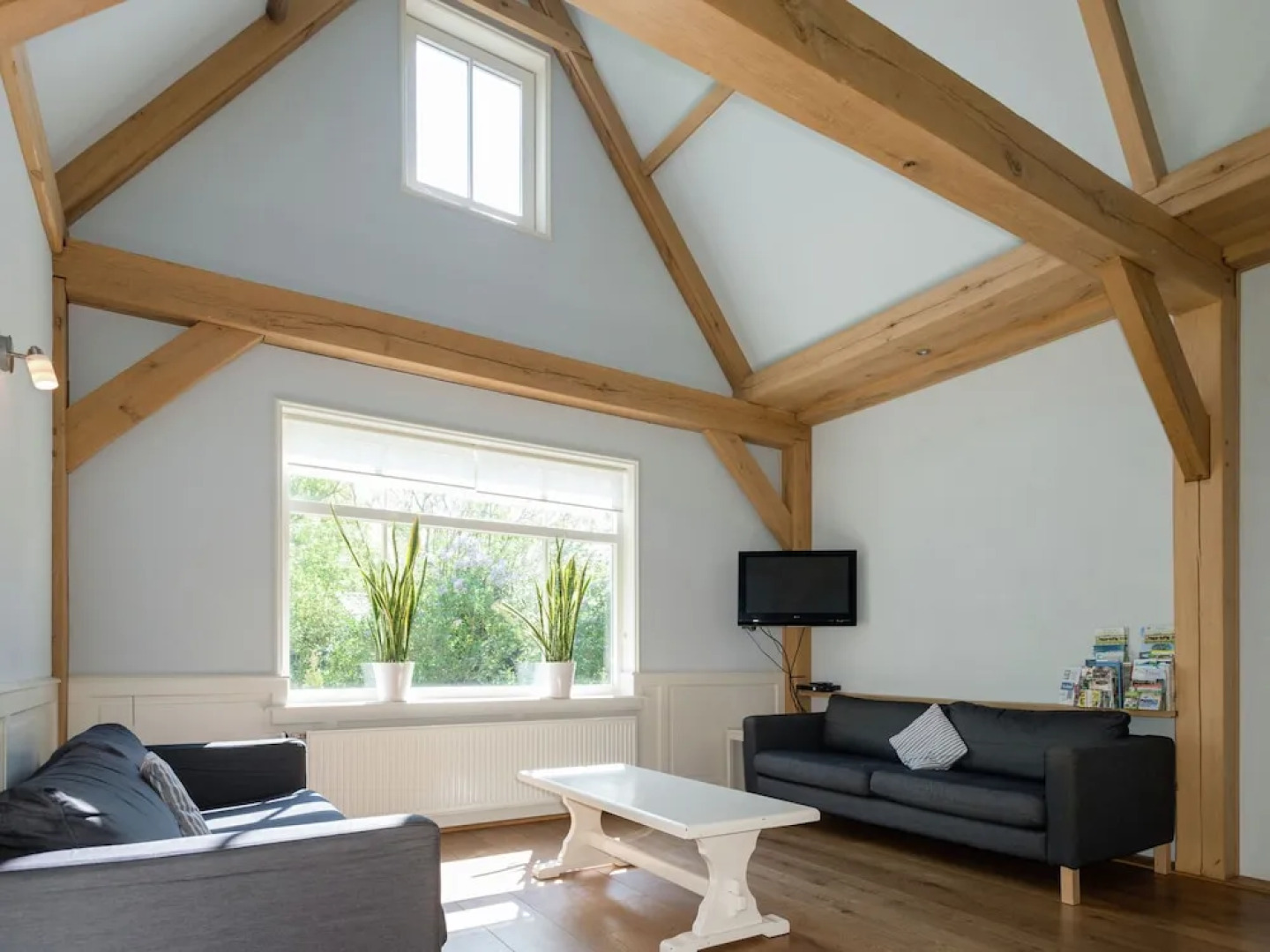 Inviting Holiday Home in Zuidoostbeemster near Center & Forest