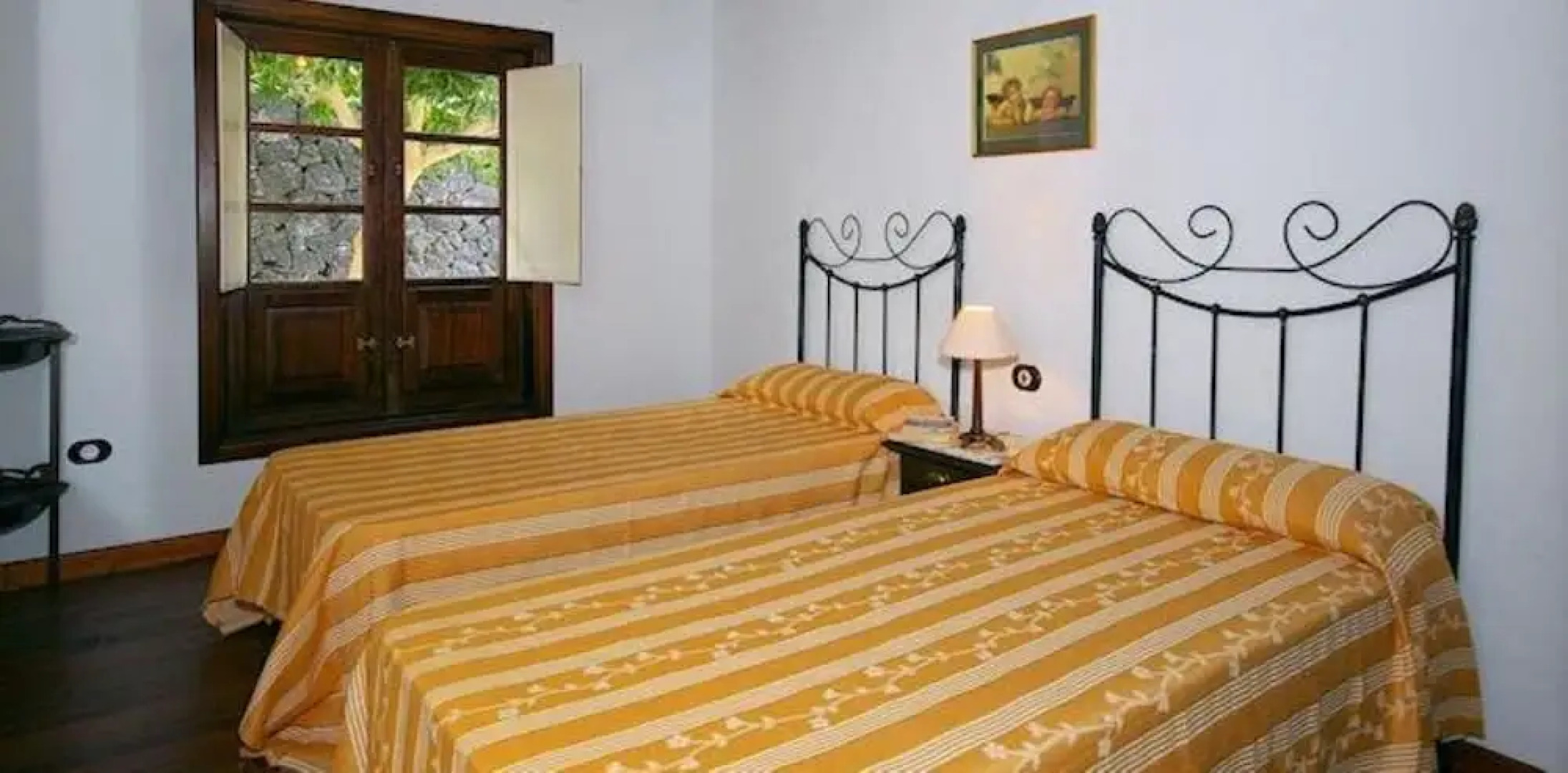 Villa - 2 Bedrooms with Pool and WiFi - 106086