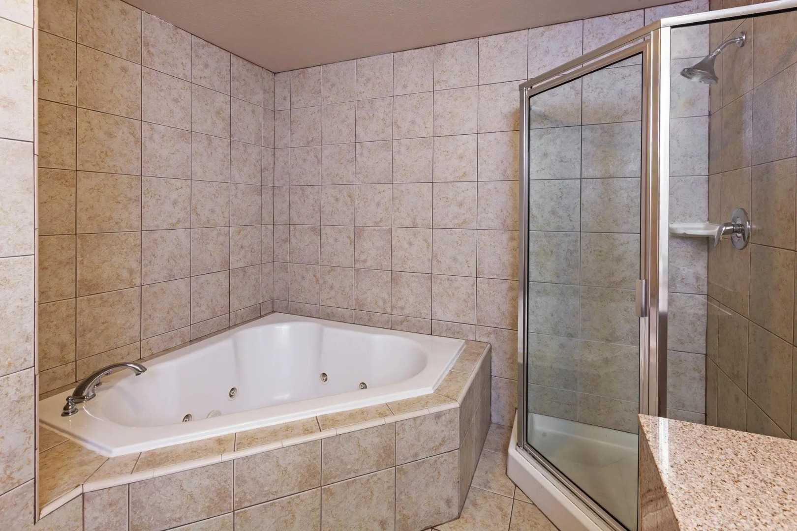 Holiday Inn & Suites Pharr