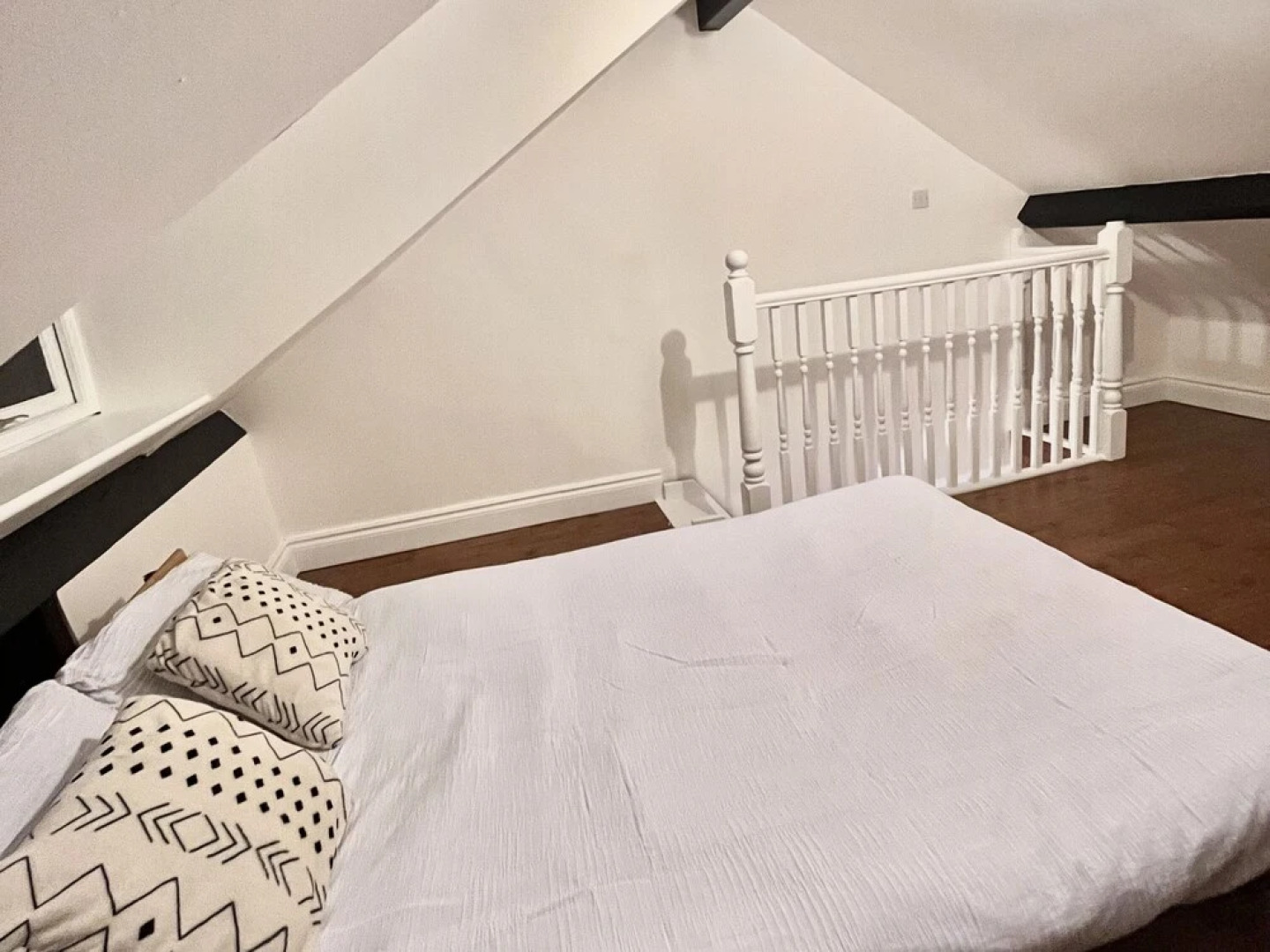 Stunning Riverside Tryweryn Terrace House