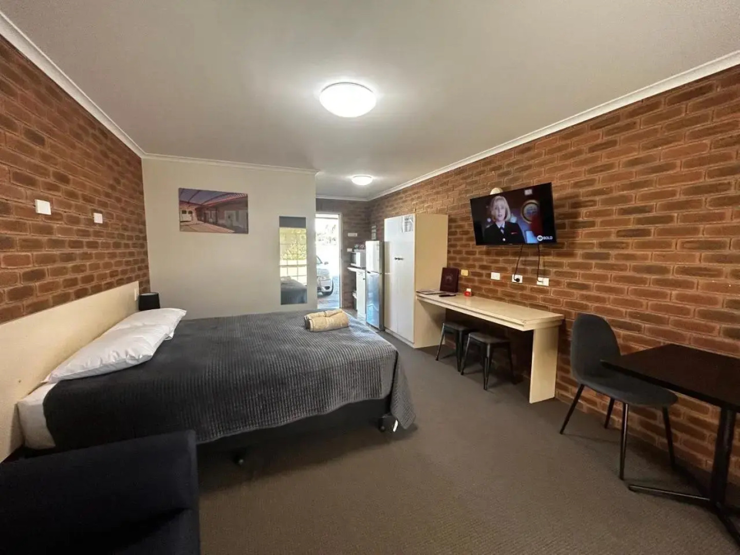 Balranald Colony Inn Motel