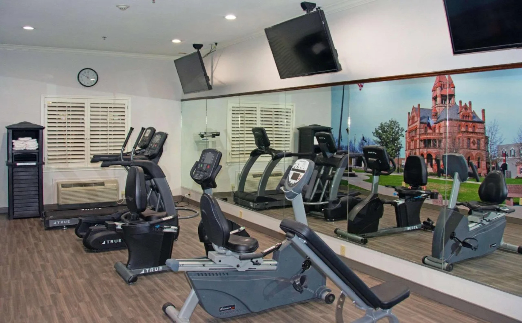 Clarion Pointe Sulphur Springs