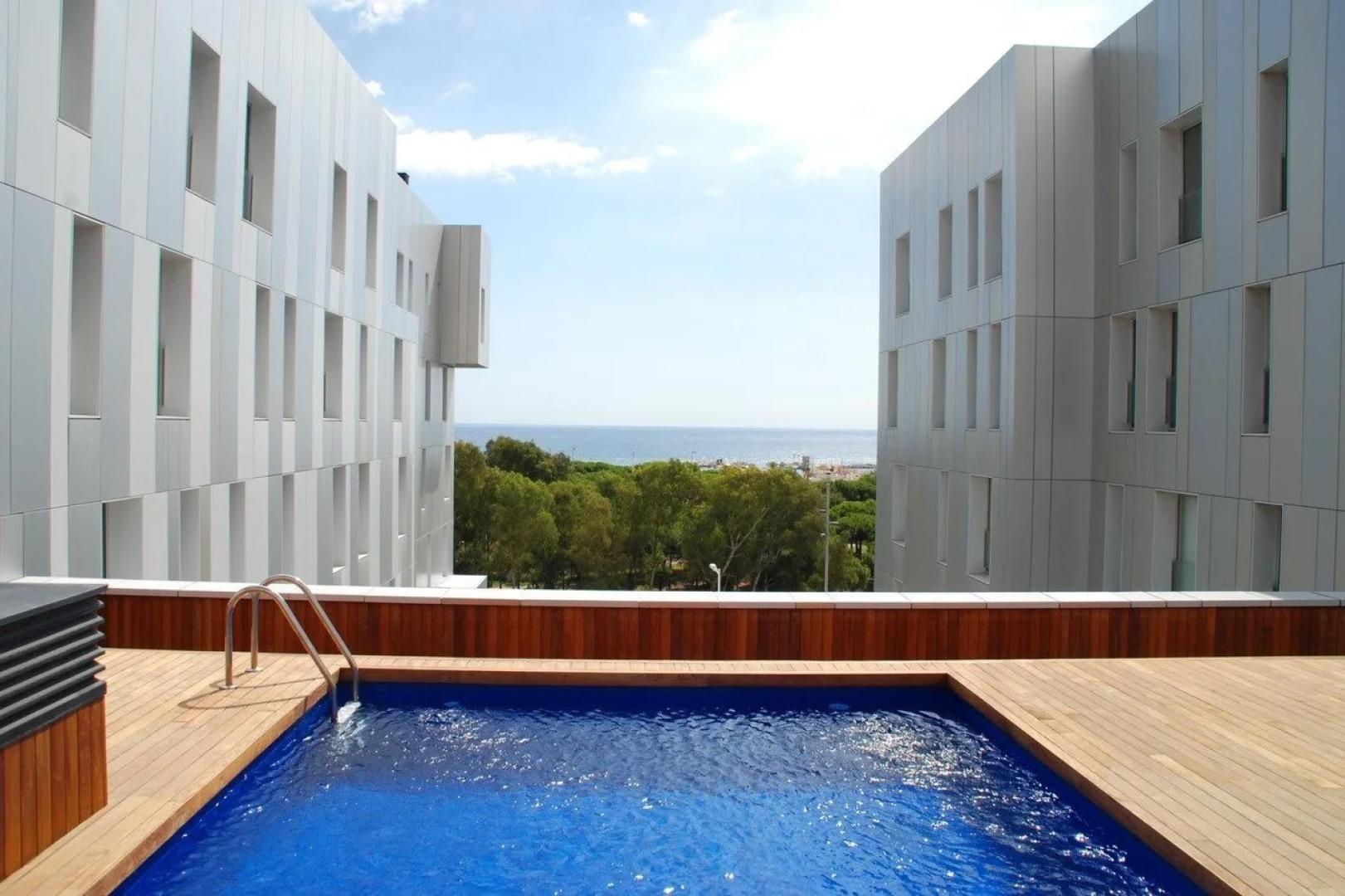 Durlet Beach Apartments