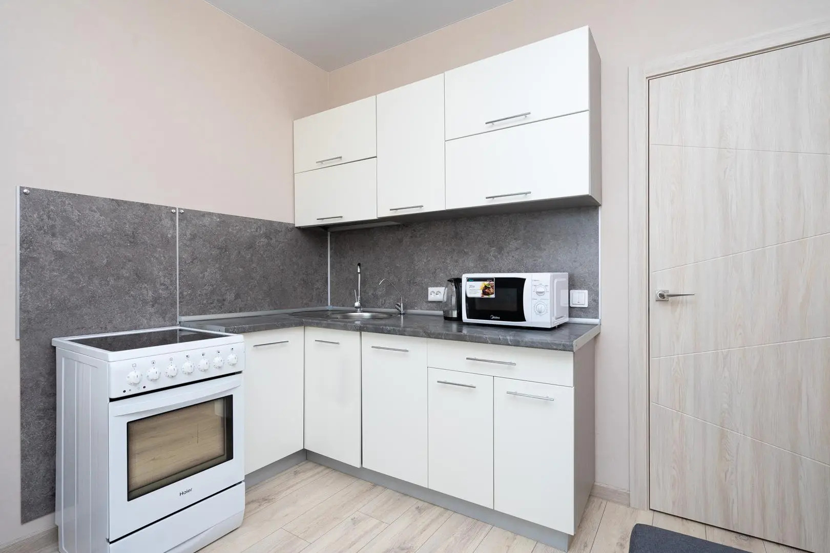 TimHouse (ТимХаус) на улице Портовая