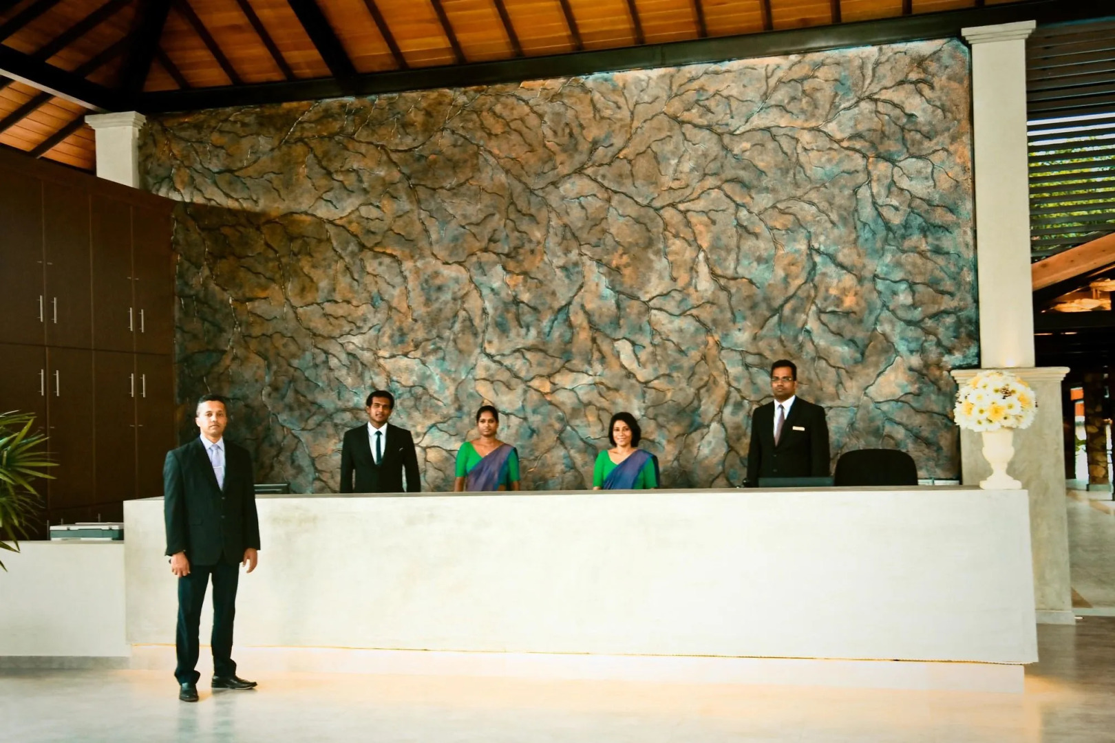 Full Moon Garden Hotel