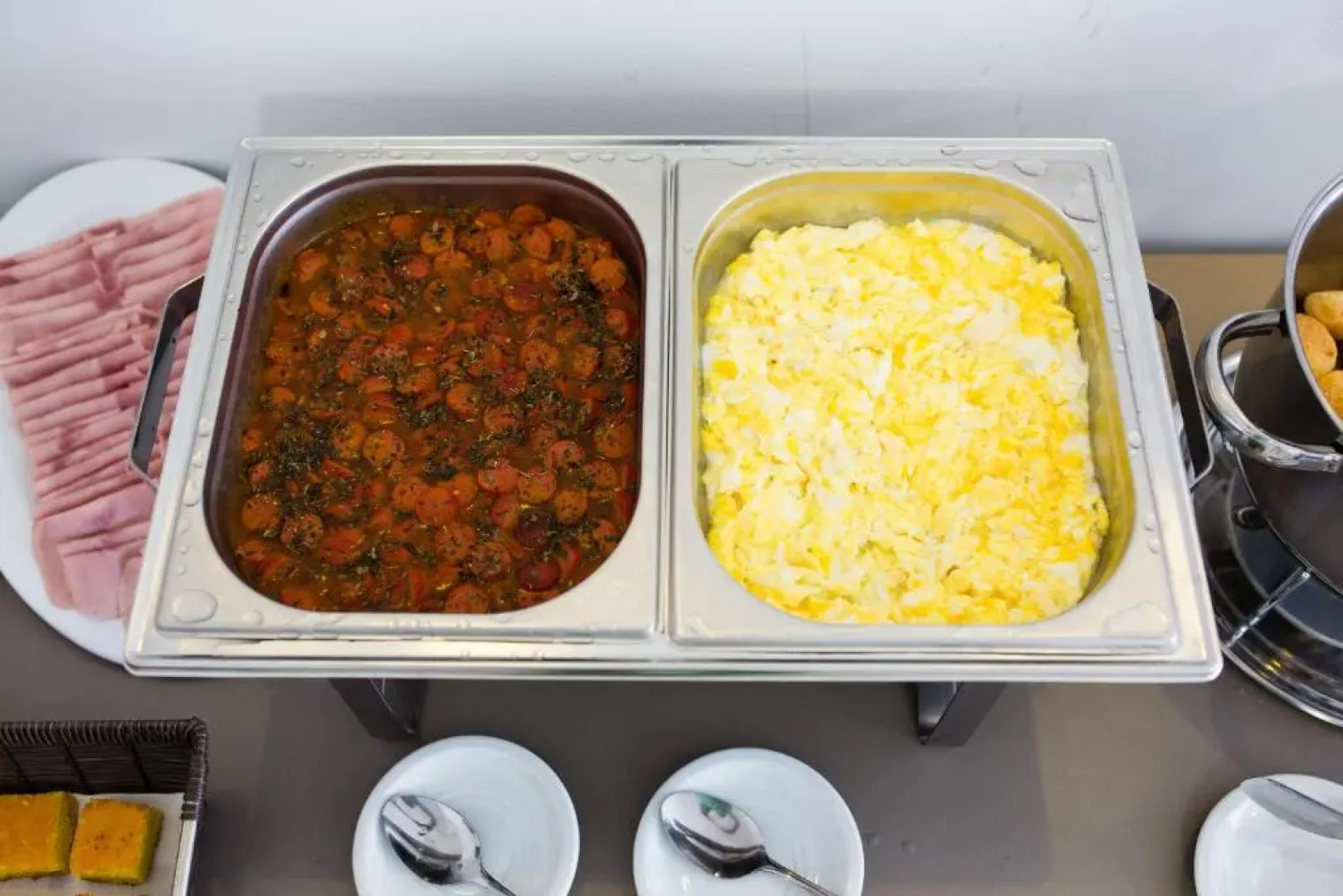 Serra Madre Residence