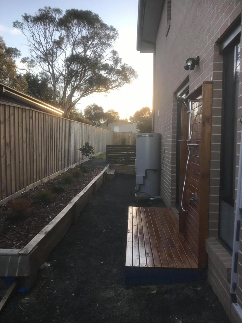 Seabreeze Haven -Wifi, Netflix, pet friendly beach house