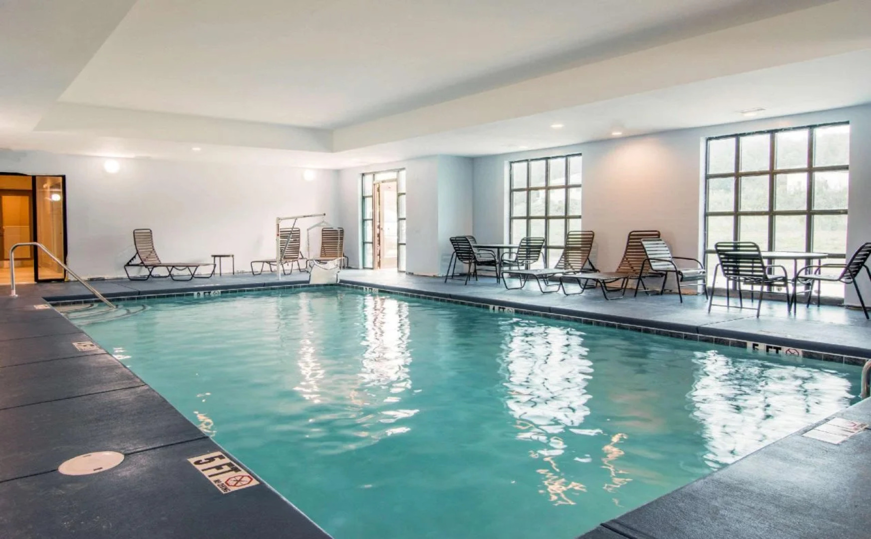 Comfort Inn & Suites