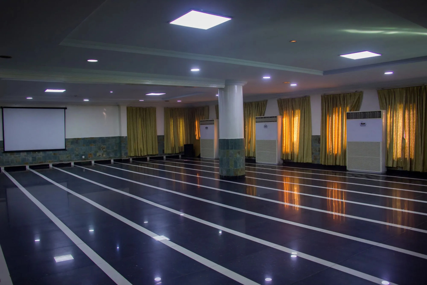 De Rembrandt Hotels & Suites