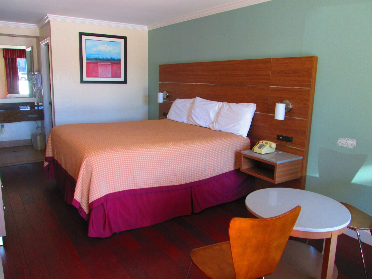 Regency Inn Near Boardwalk & Hurlburt Field