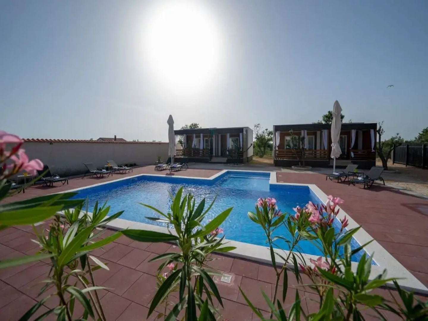 Exotic Mobile Home in Drage With Swimming Pool