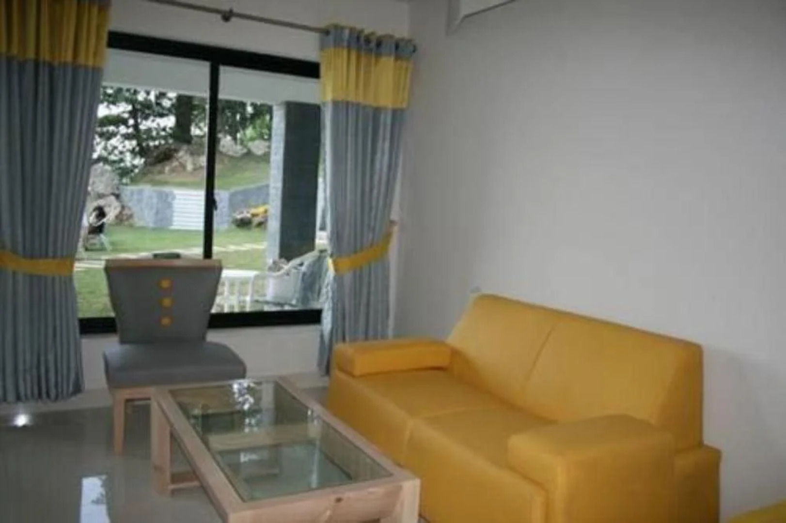 Summer Retreat Hotel