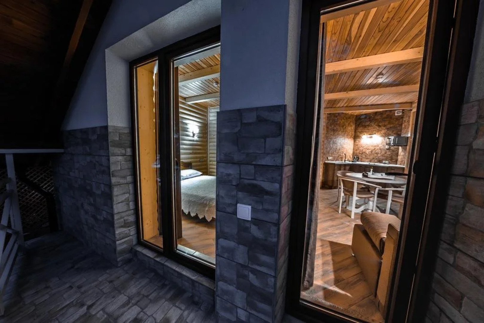 Holel "Karpatska Villa"