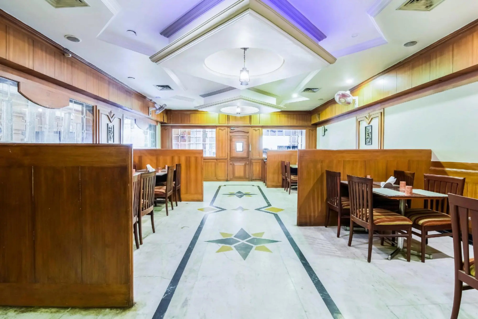 Hotel Saroj Krishna