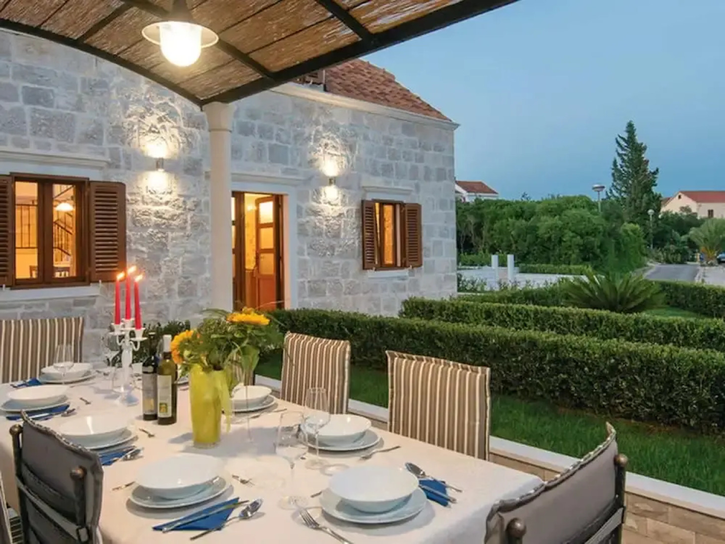 Holiday Home Loviste-three Bedroom Holiday Home With Pool and Sea View