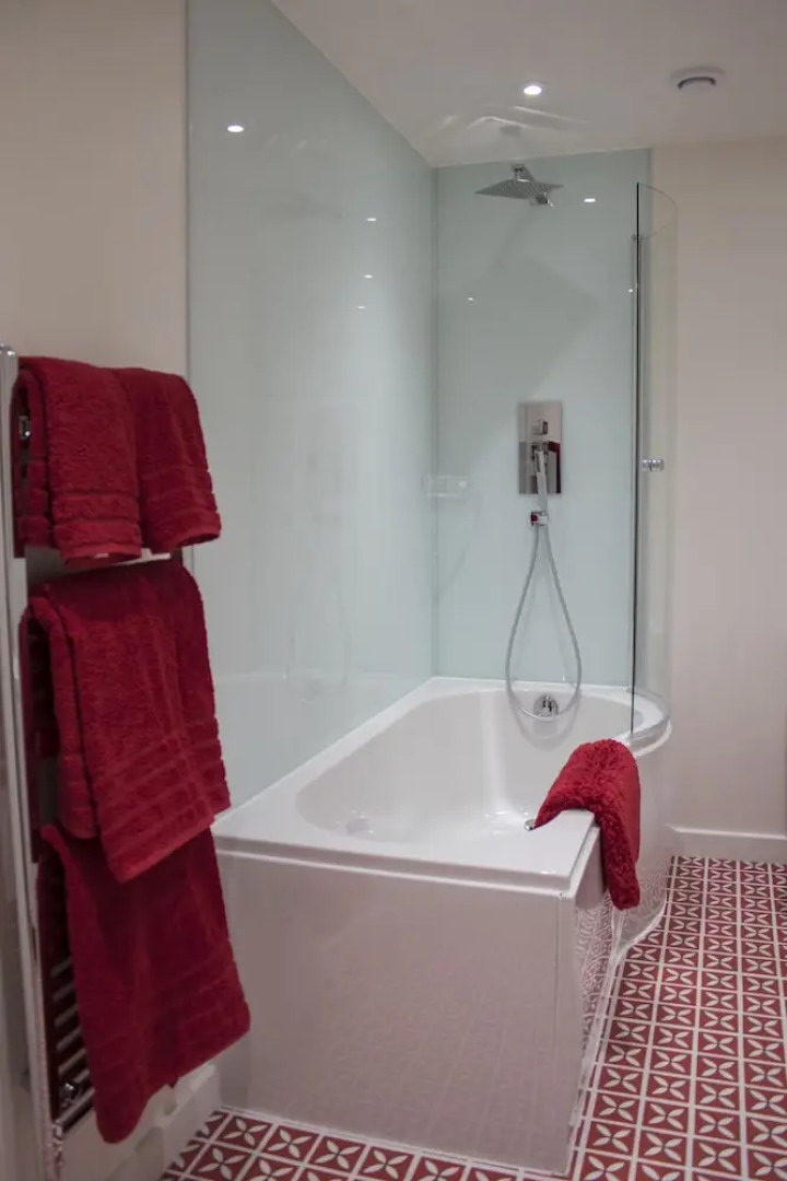 The Grange Guesthouse, Cefn-Coed