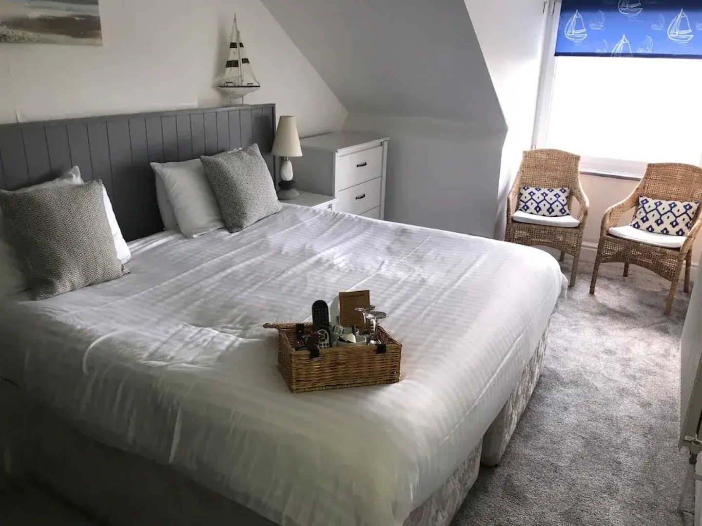 Seabreeze Restaurant With Rooms