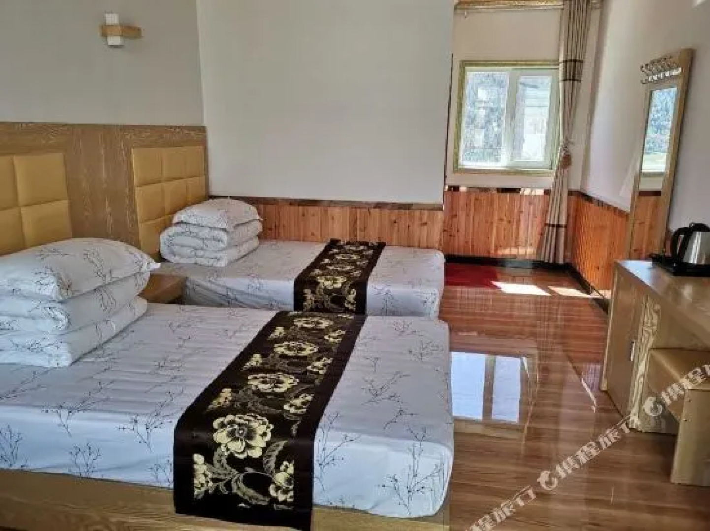 Yijia Guest House