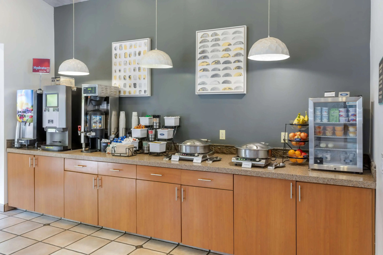 Best Western Plus Cottontree Inn