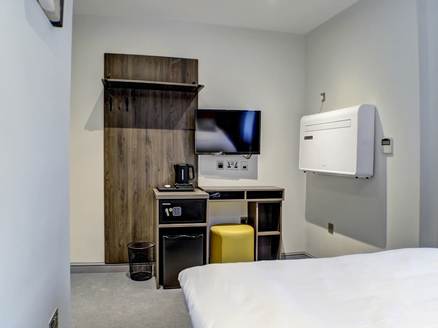 OYO Tamworth Arms Boutique Pub & Hotel