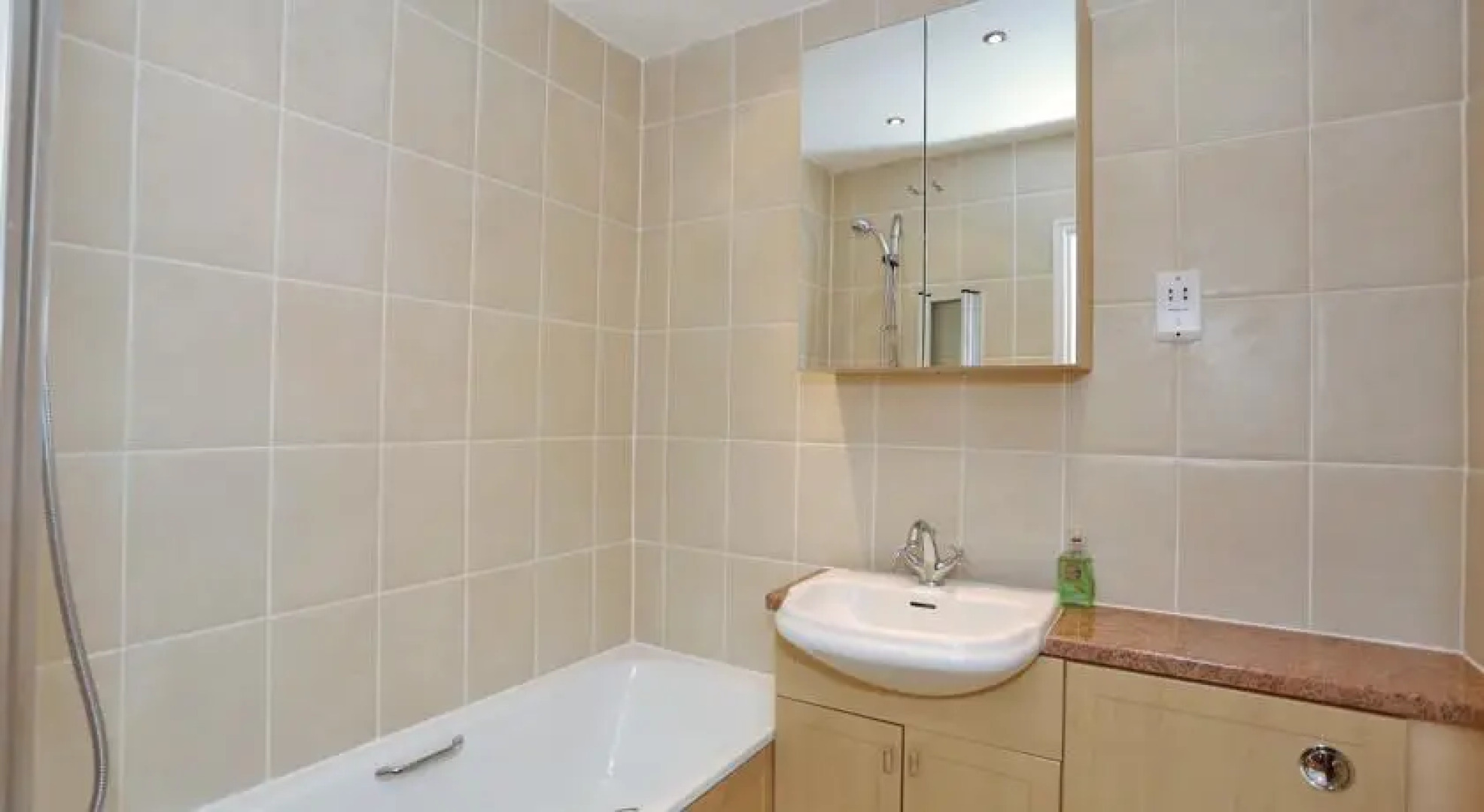 Jenya Properties - Forest Road