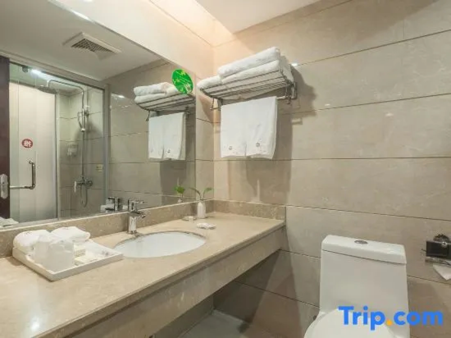 Jinhe Hotel Ruijin