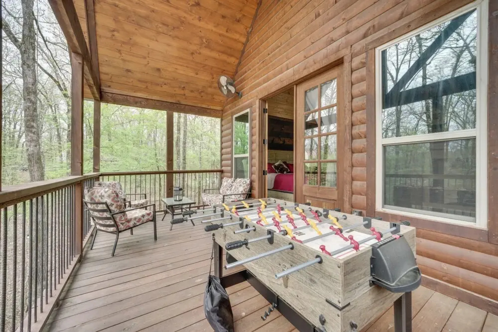 Hot Tub & Fire Pit: Broken Bow Retreat!