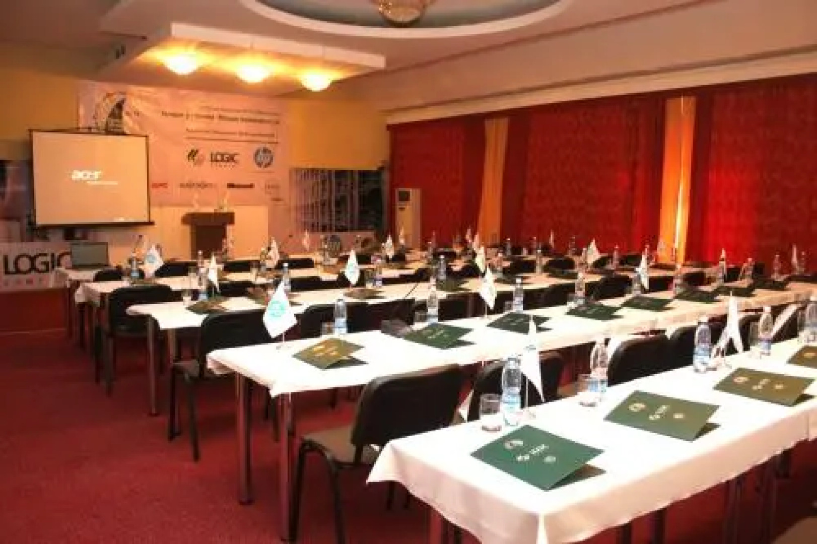 Karven 4 Seasons Resort