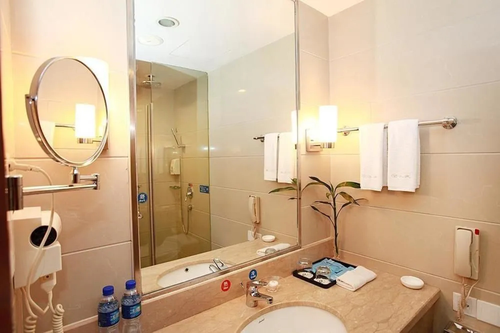 Dacheng International Hotel