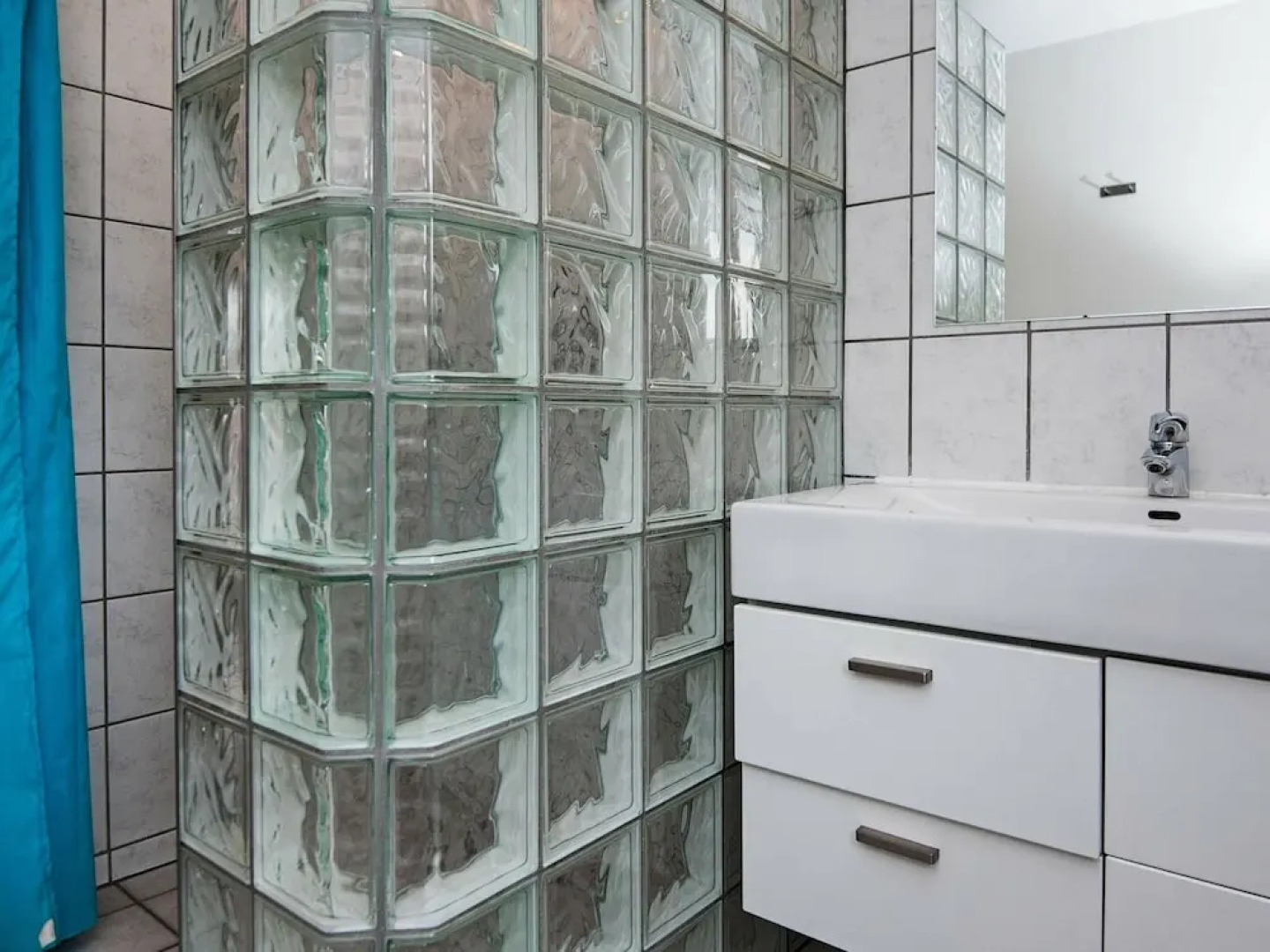 Rustic Holiday Home in Ebeltoft with Hot Tub