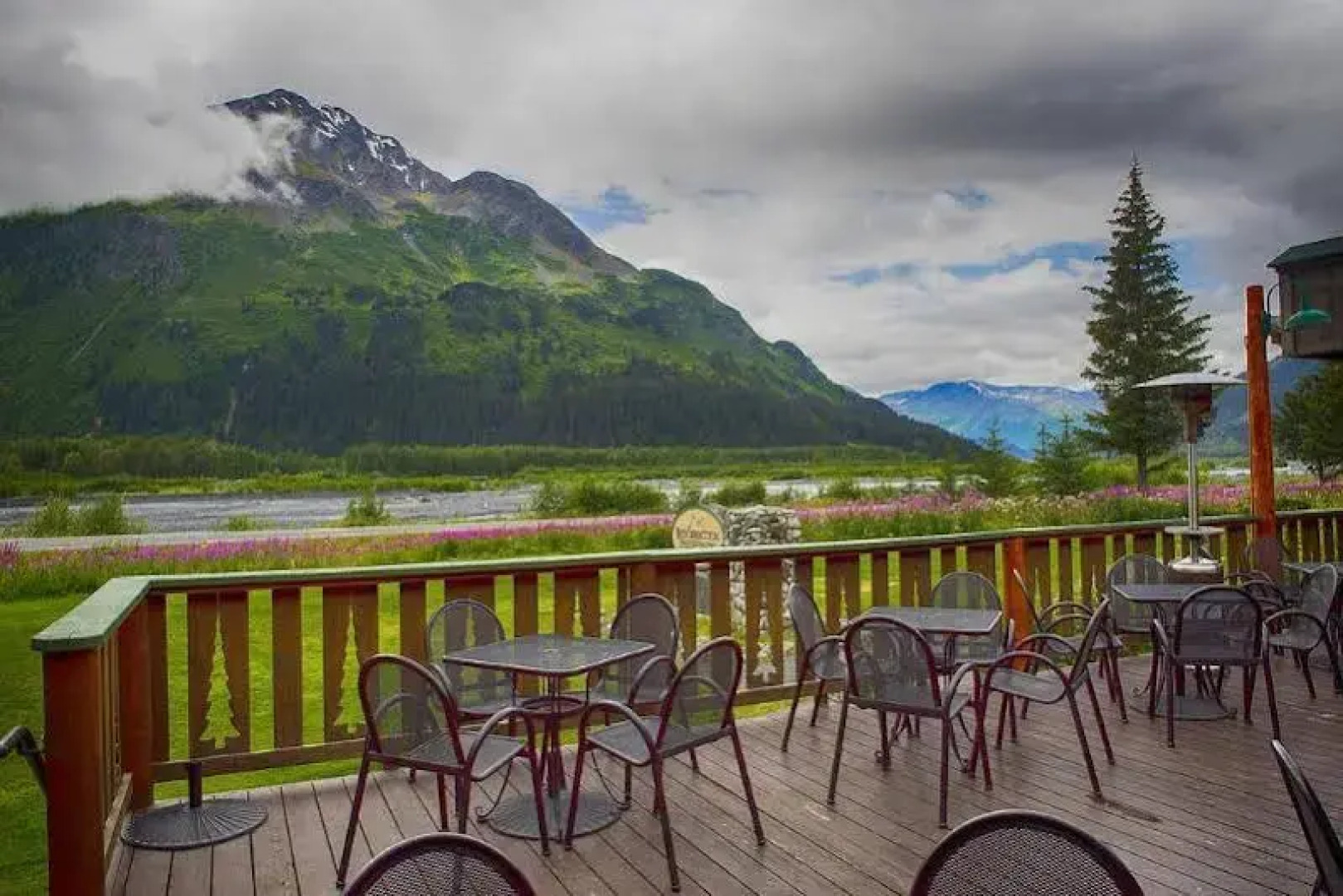 Seward Windsong Lodge