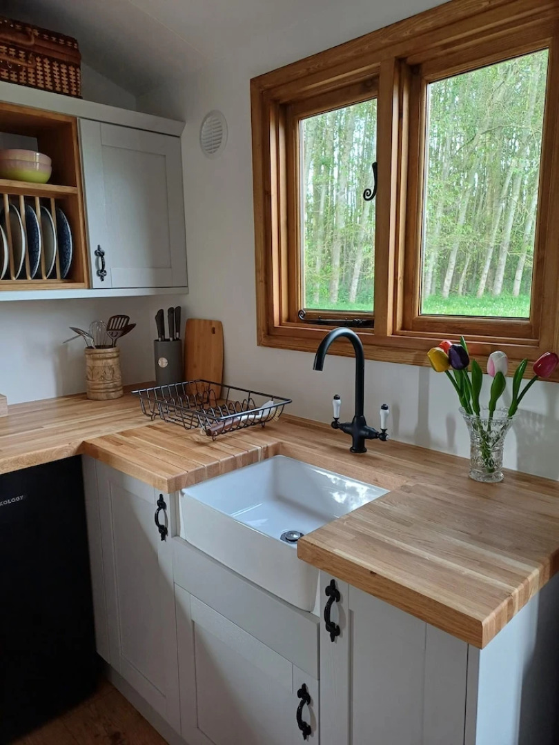 The Heartwood - Luxury Cabin Near York
