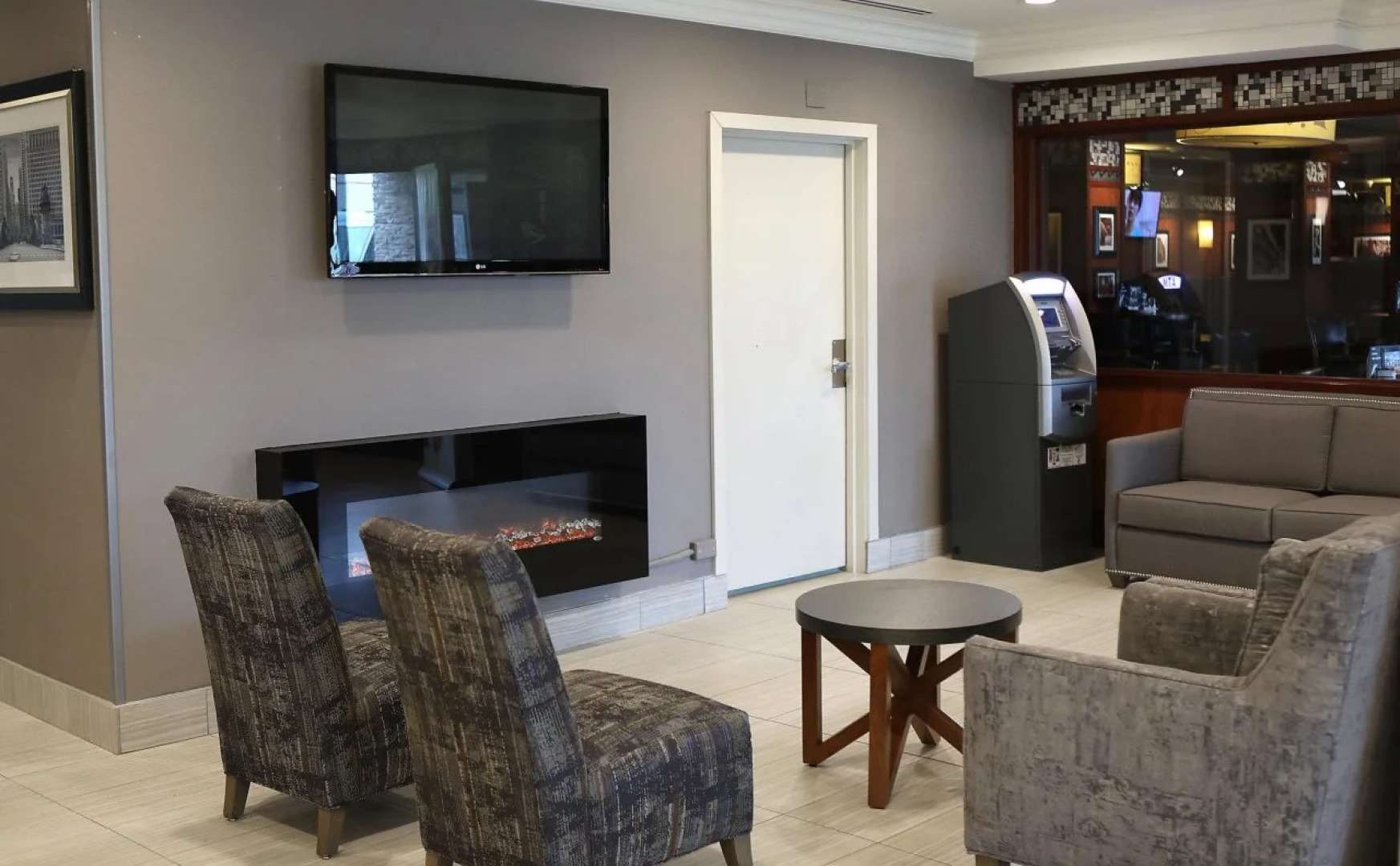 Holiday Inn Chicago-Oakbrook by IHG