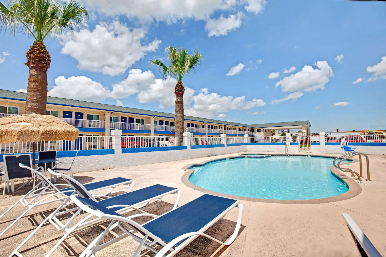 Days Inn by Wyndham Baytown Garth Road I10 East