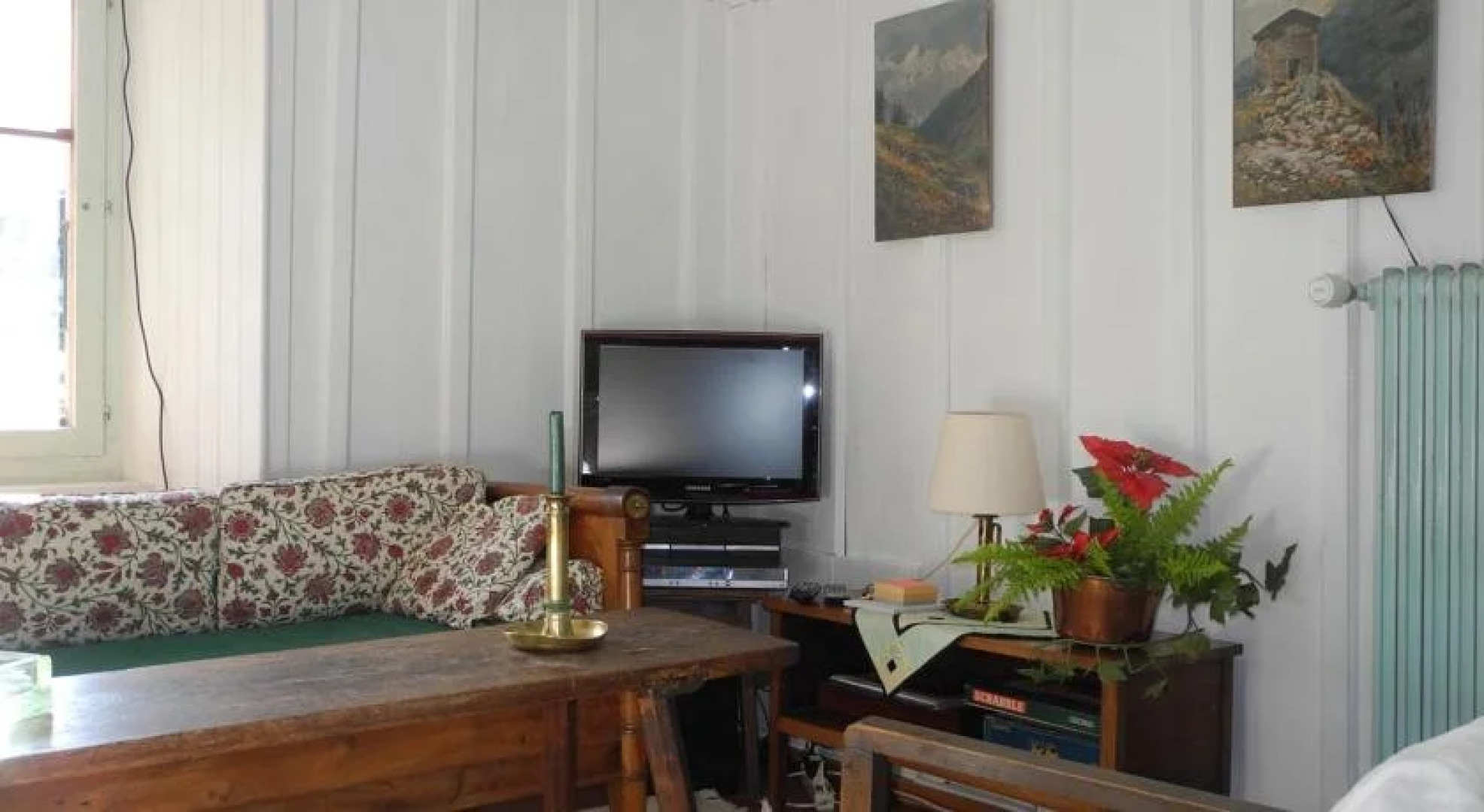 Maison aux Volets Verts