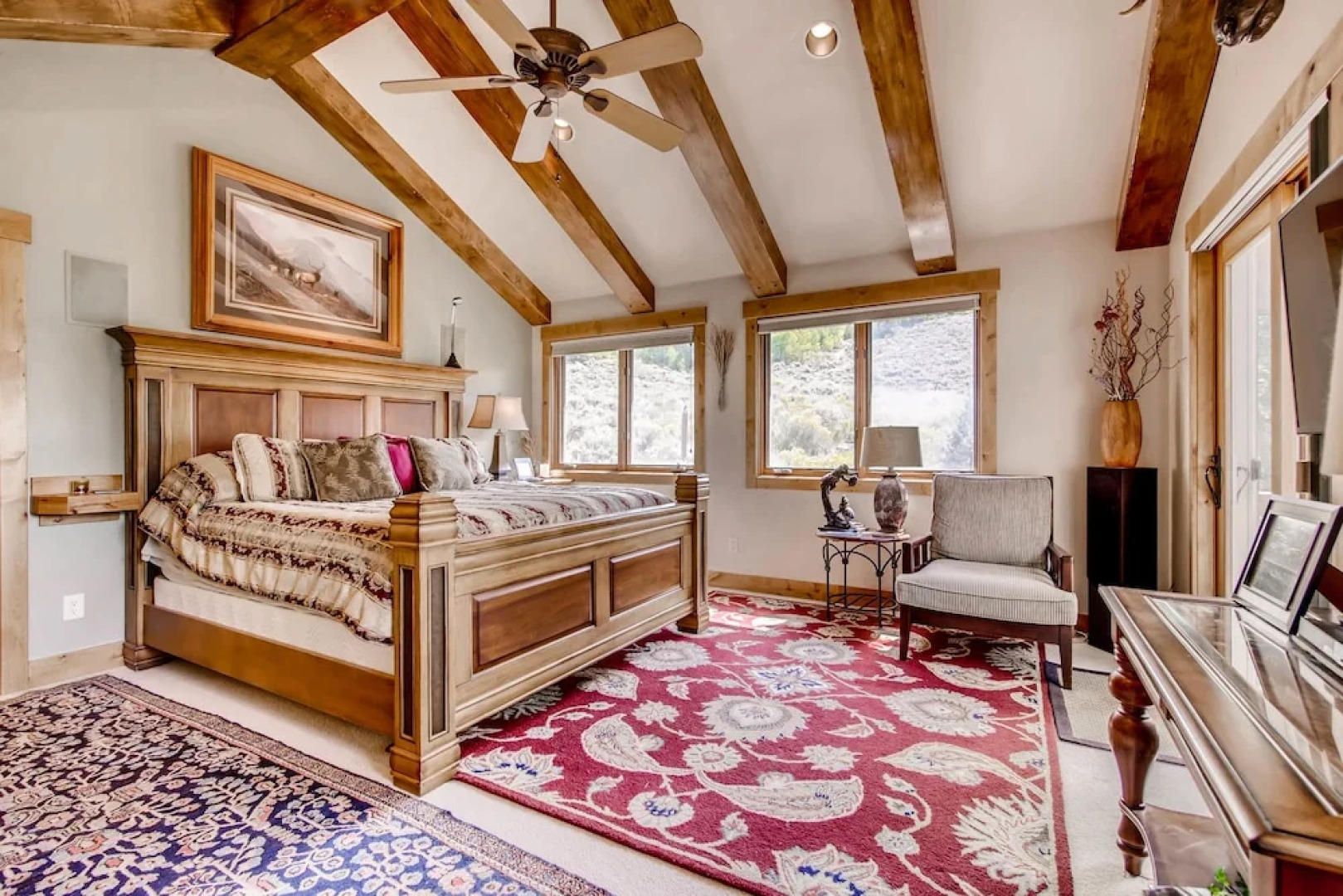 611 Oro Grande Street House 6 Bedrooms 4.5 Bathrooms Home