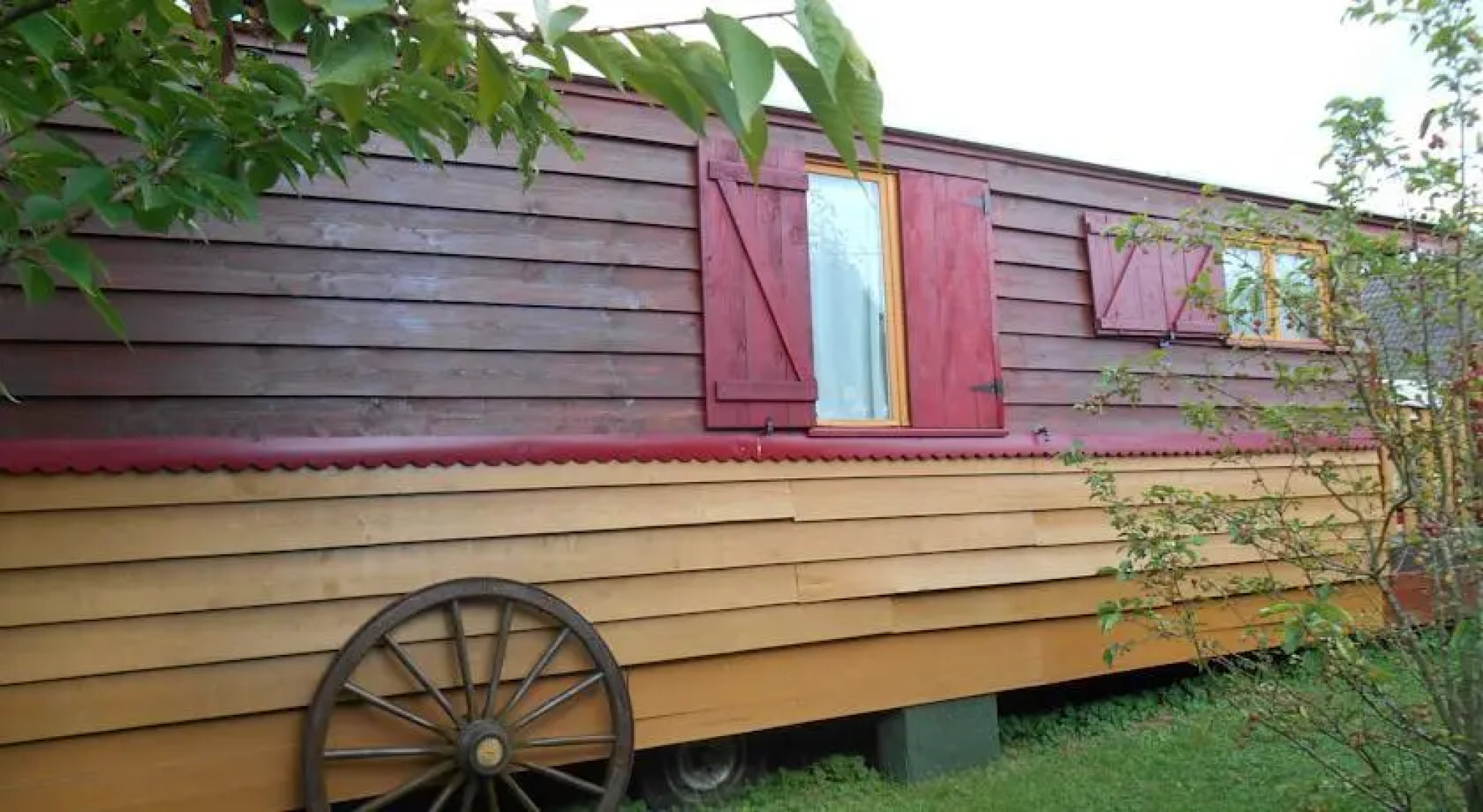 Roulotte "La Montmine"