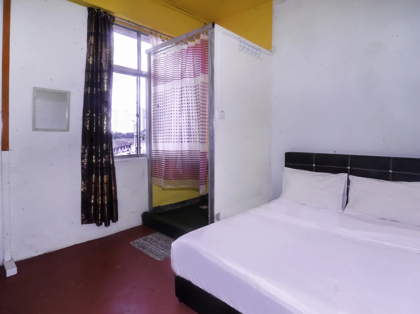 Spot On 89823 Rooms Inn