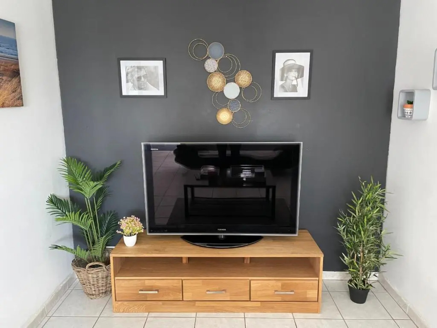 Maison entière 4 lits 8 pl avec jacuzzi proche du safari de Peaugres