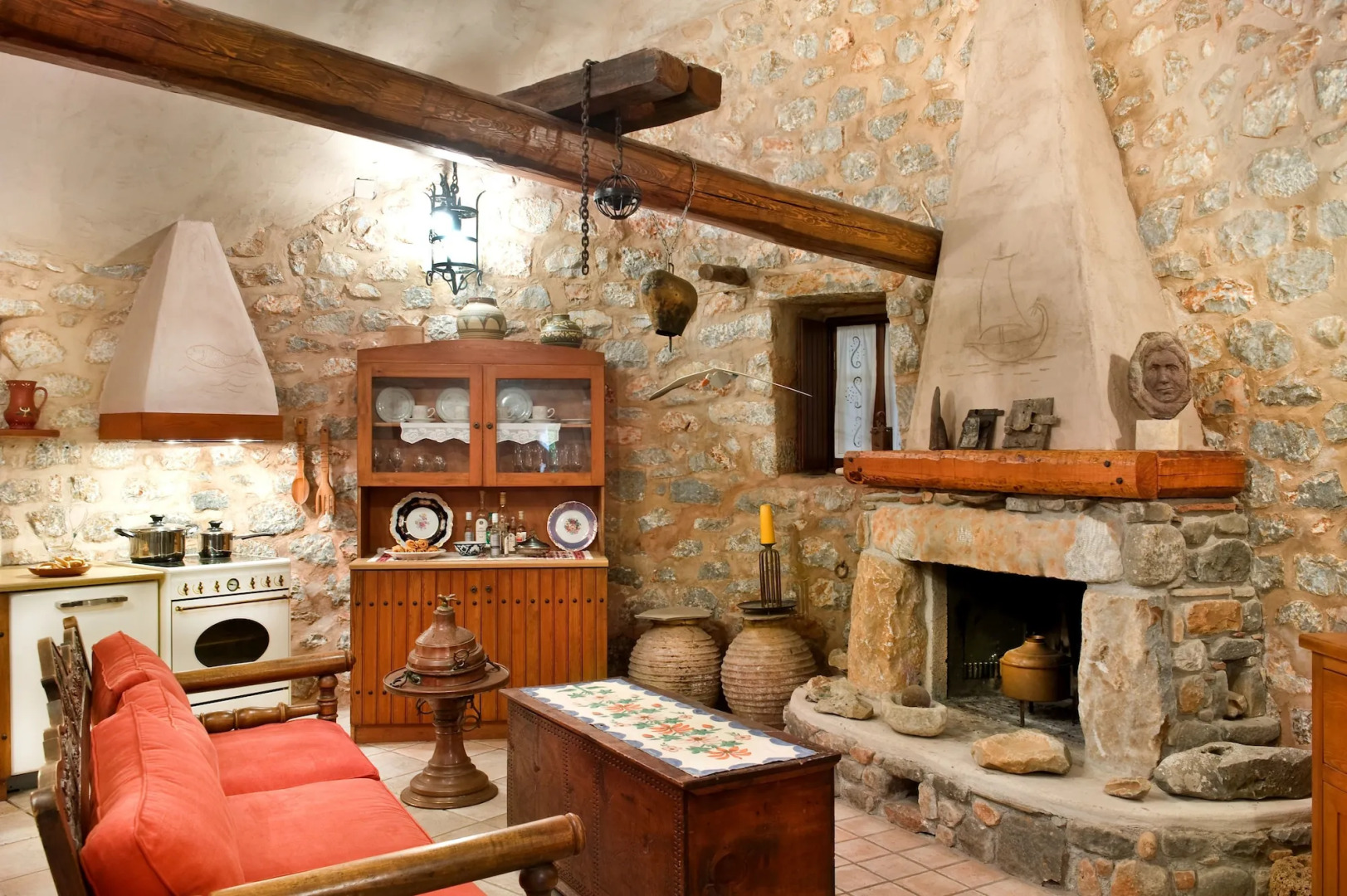 Arapakis Historic Castle