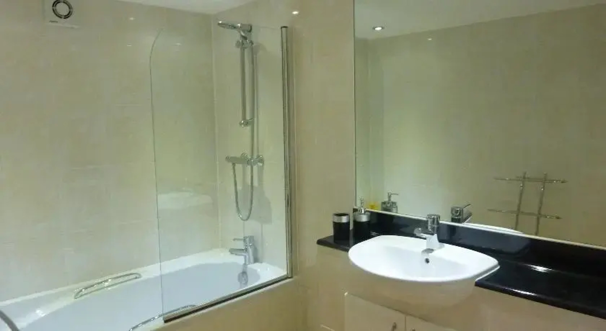 The White House Bed and Breakfast