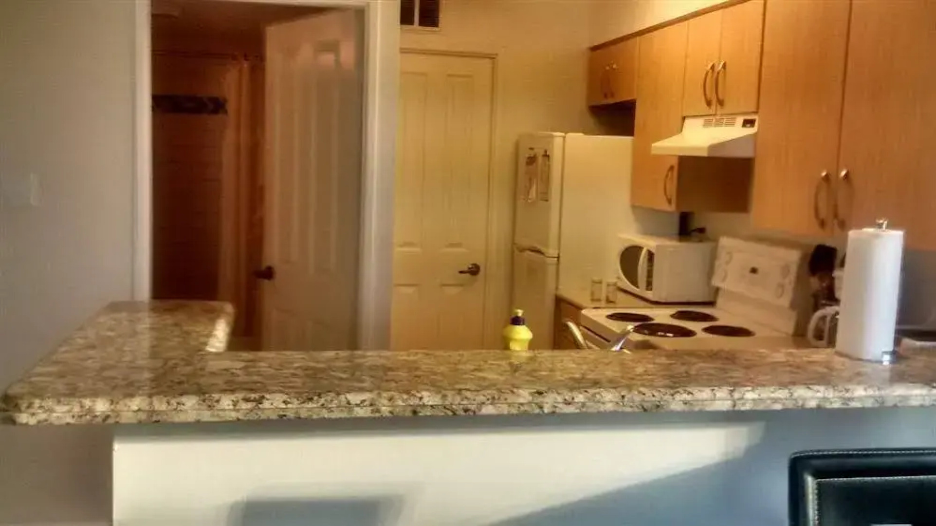 Apartments for Rent - Bay Street