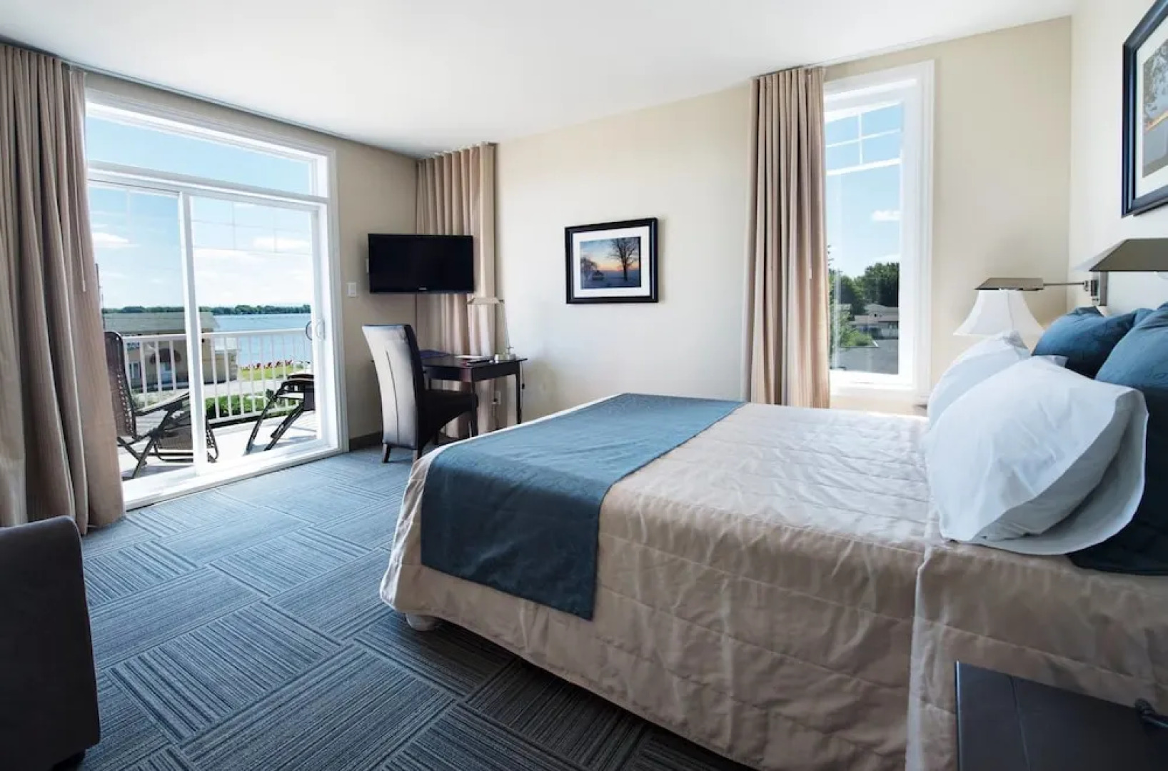 LAuberge du Lac Champlain, Chalet et Spa