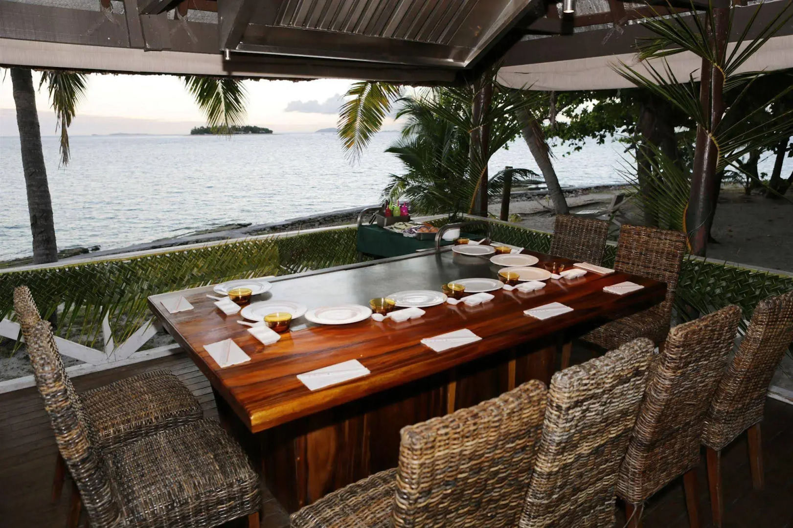 Nakelo Treasure Island Resort & Spa