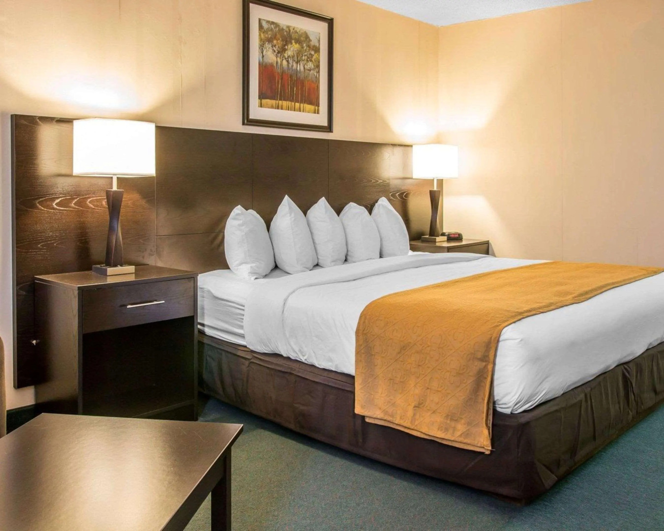Quality Inn & Suites Escanaba North