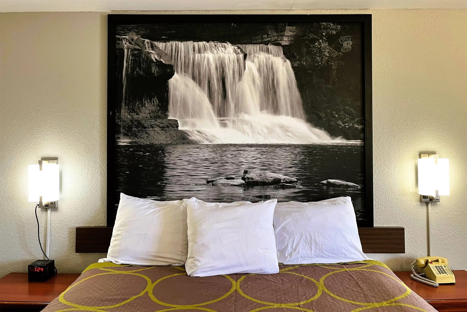 Super 8 by Wyndham Vincennes